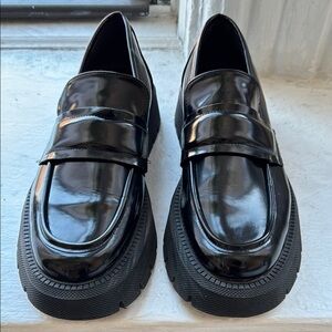 Zara Women’s Black Platform Loafers